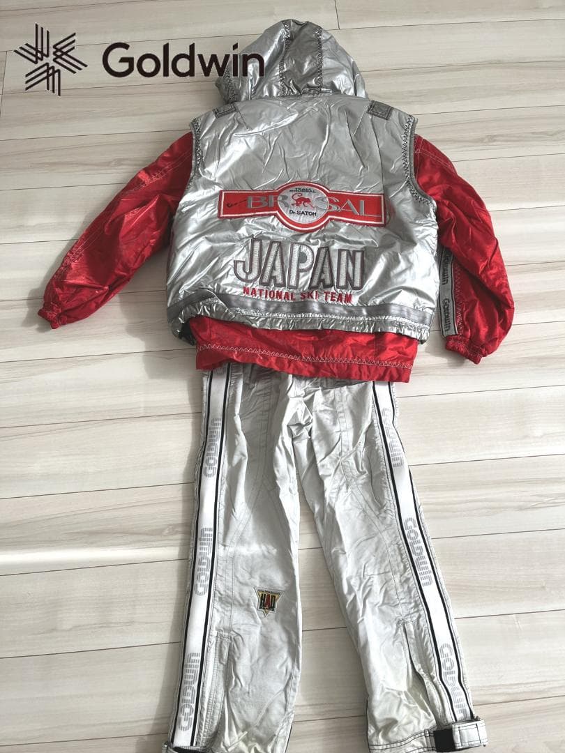 【上下セット】サイズＬ　ゴールドウイン 日本代表 ナショナルチーム スキーウェア