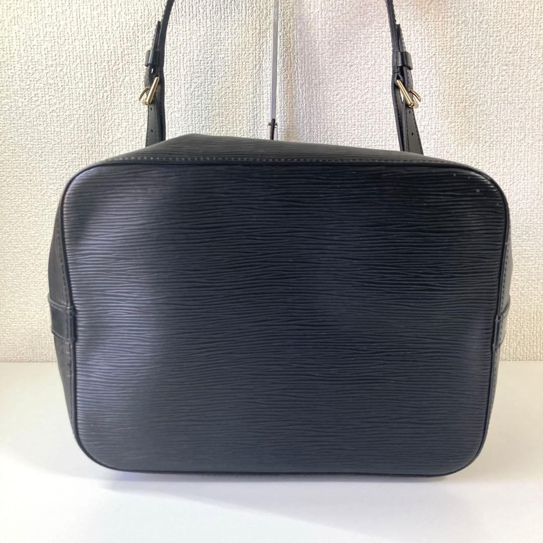LOUIS VUITTON エピレザー プチノエ ノワール 黒 バケットバッグ