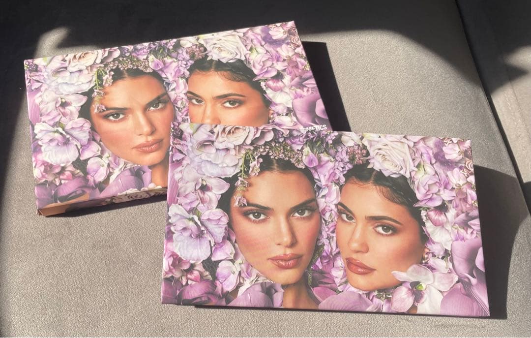 Kylie Cosmetics 18色アイシャドウパレット