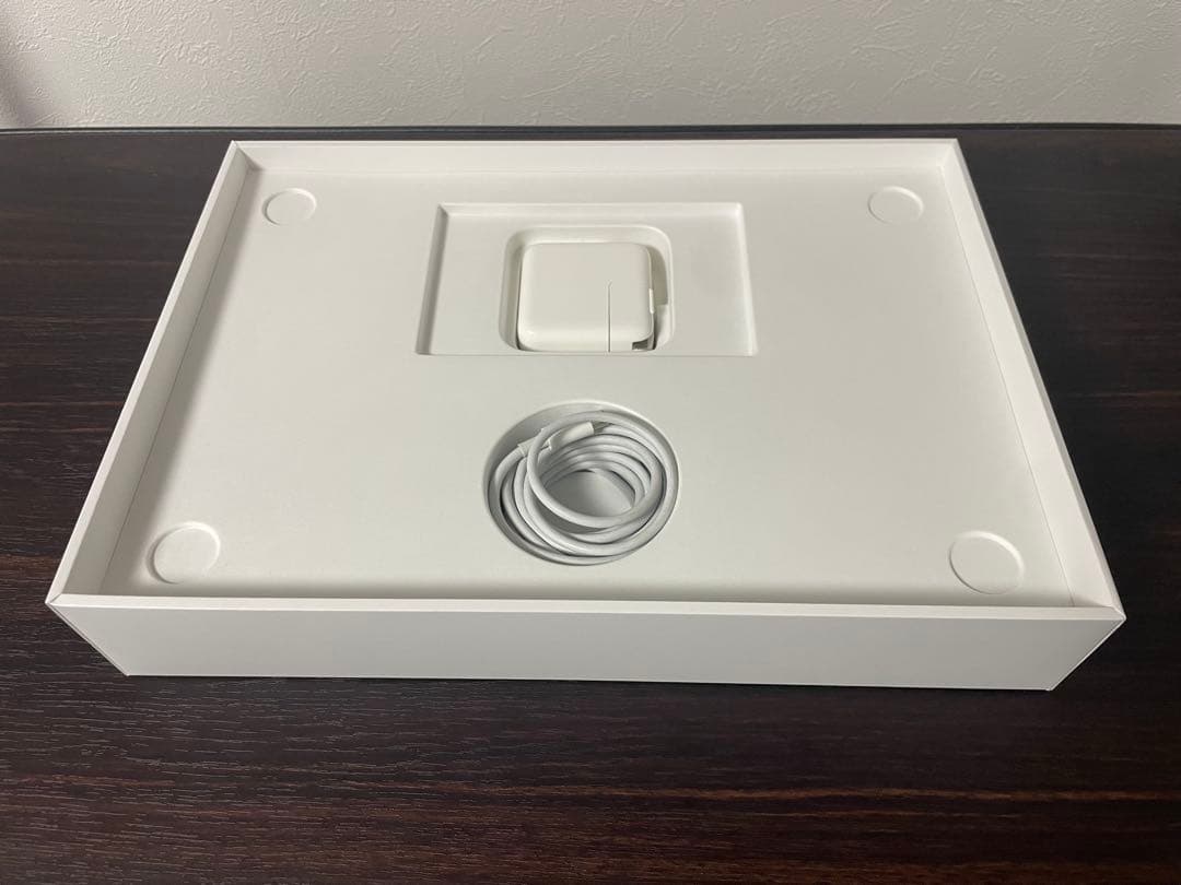 【送料無料】MacBook Air M1 256GB スペースグレー