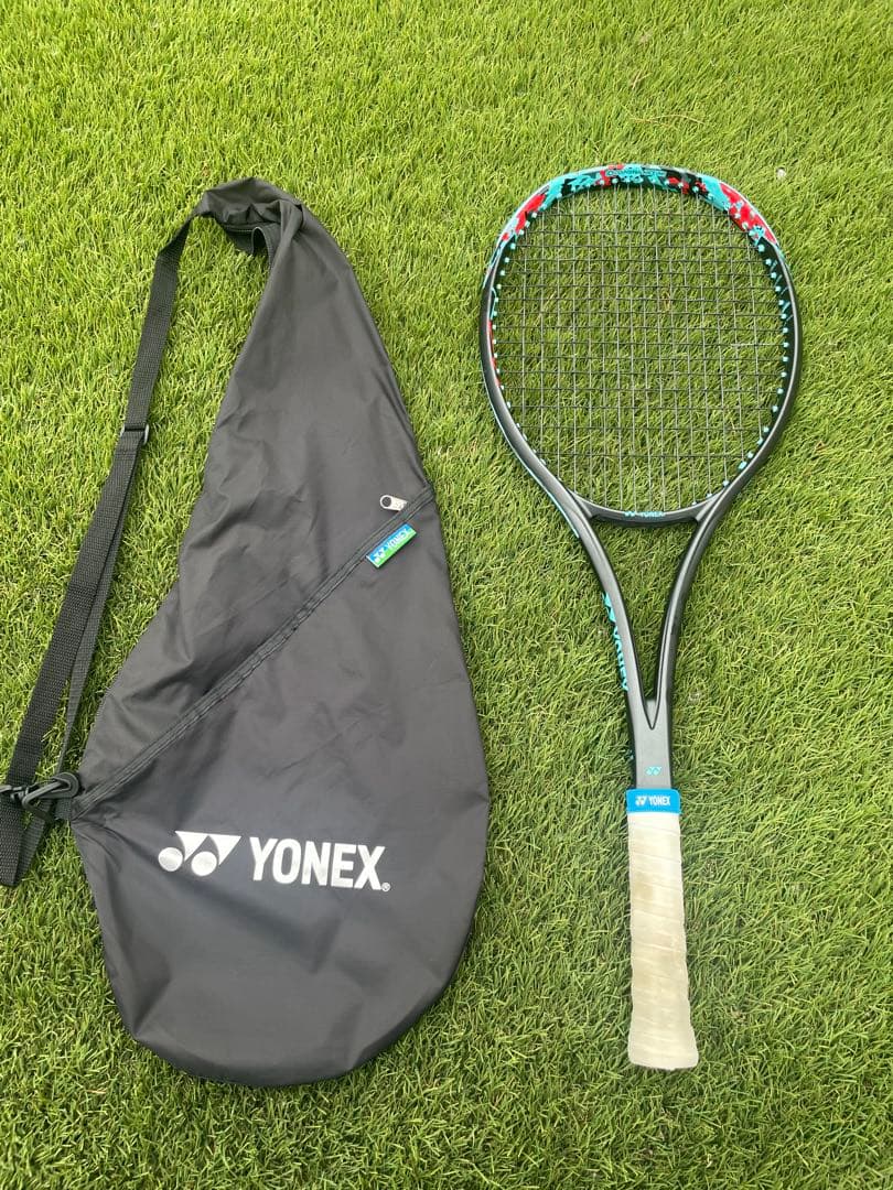 Tソフトテニスラケット　ジオブレイク70vs