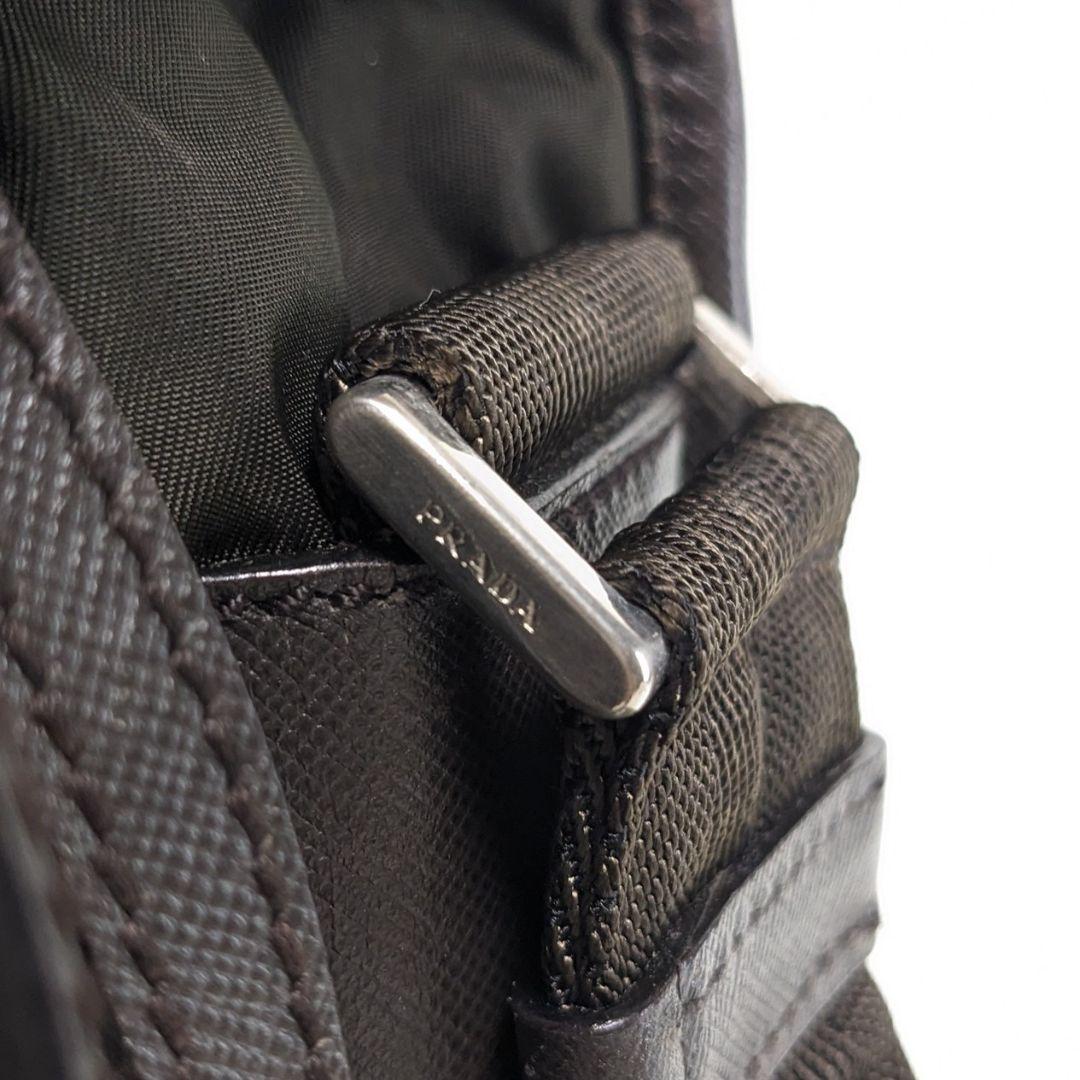 美品　プラダ　ショルダーバッグ　メッセンジャーバッグ　ビジネス　ナイロン　A4可