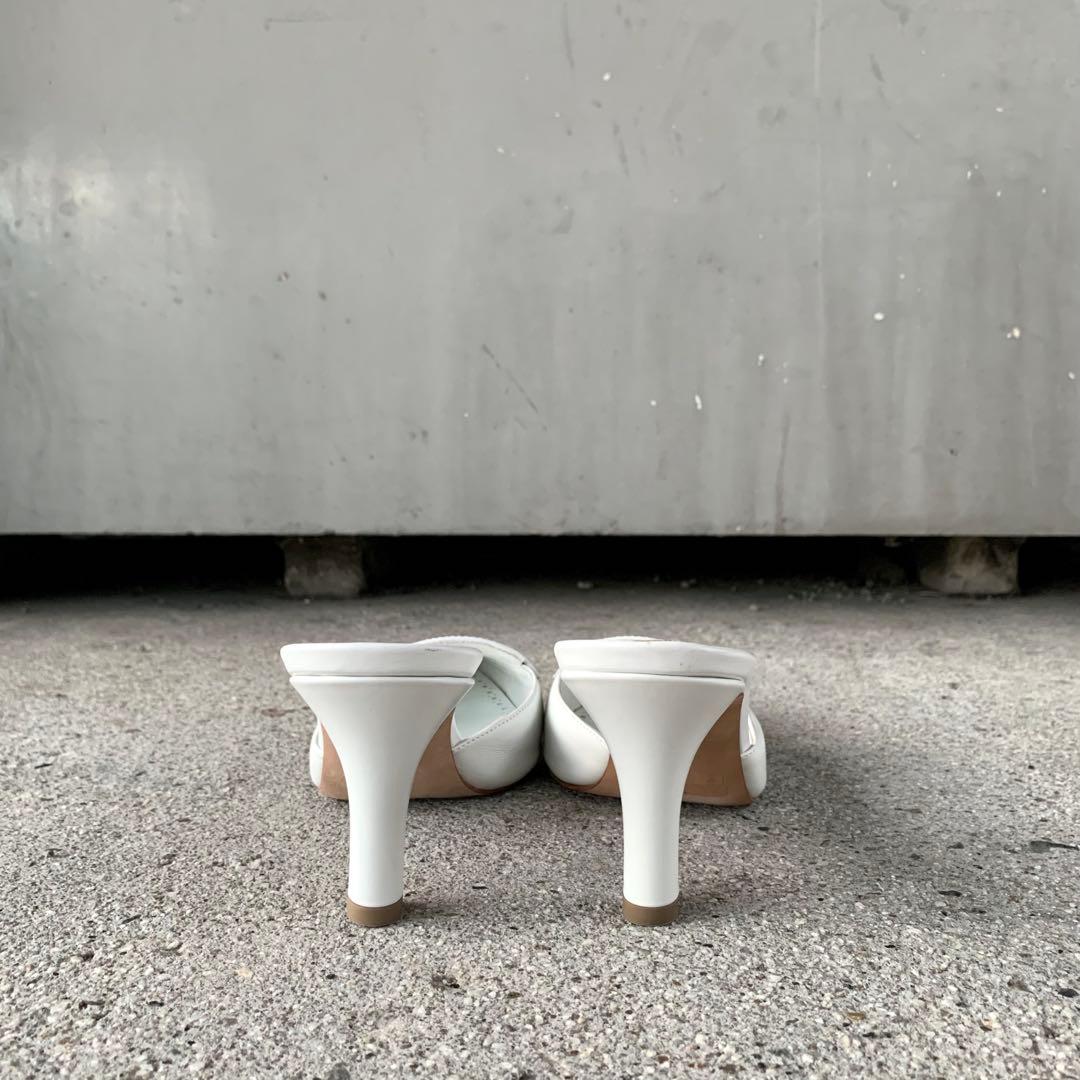 MANOLO BLAHNIK マノロブラニク CARIMU ミュール 定価14万 - メルカリ