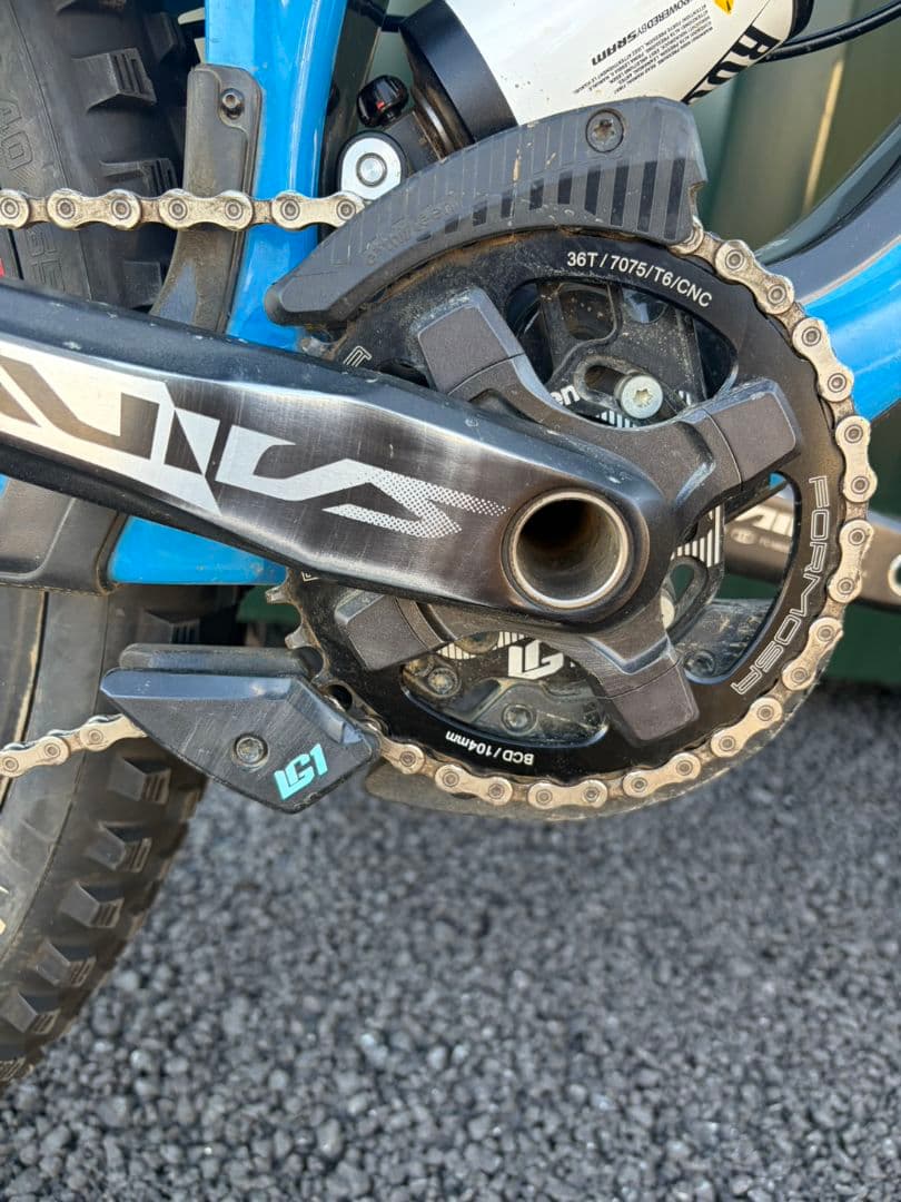 美品　SANTACRUZ　V10 CC 2019年　Mサイズ ダウンヒル