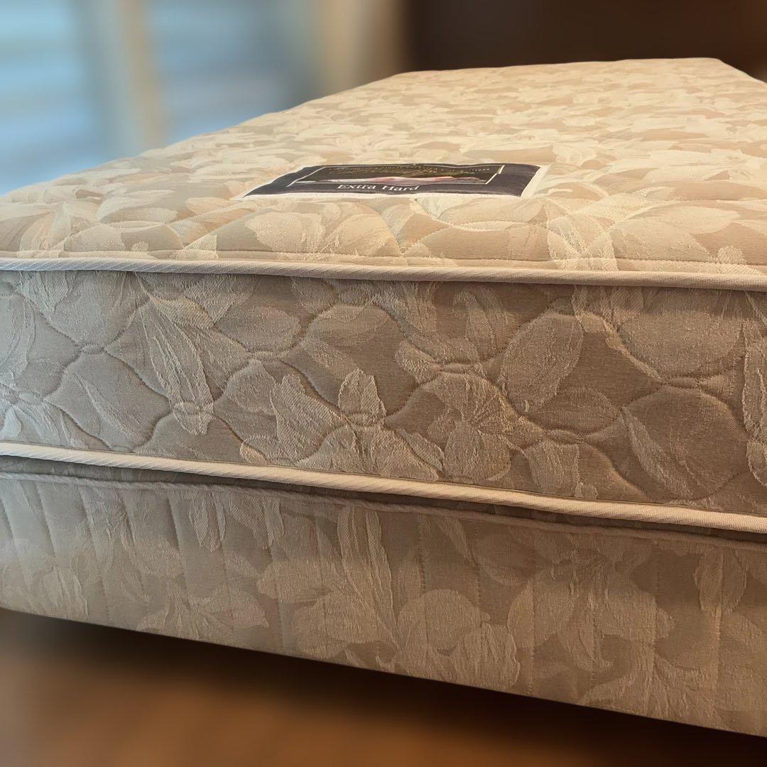 SimmonsBeautynest エクストラハード シングルベッド上段下段