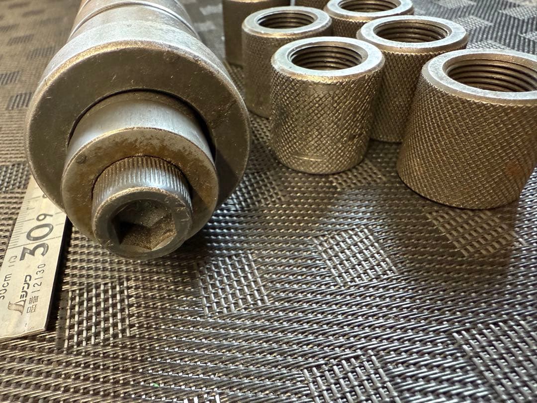 ノックアウター本体(ノックピン抜き工具)