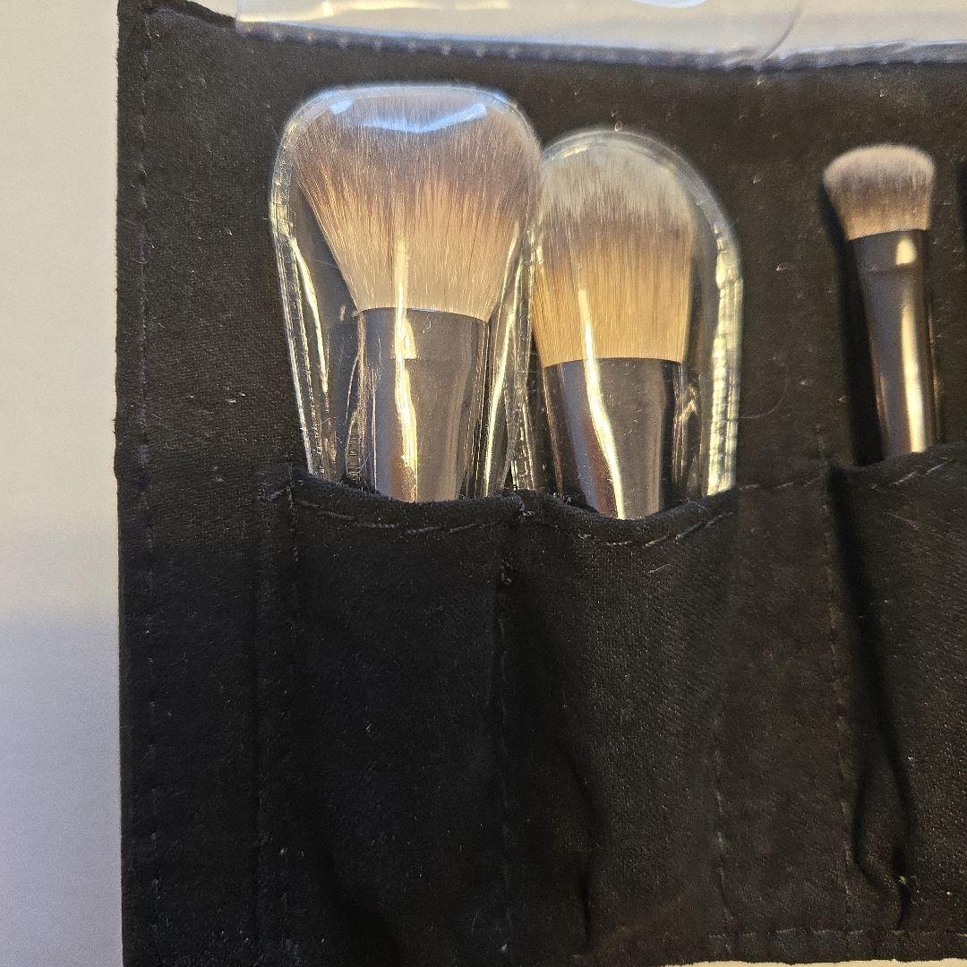 Ancci brush アンシブラシ ミニミニブラシセットポーチ付き - メルカリ