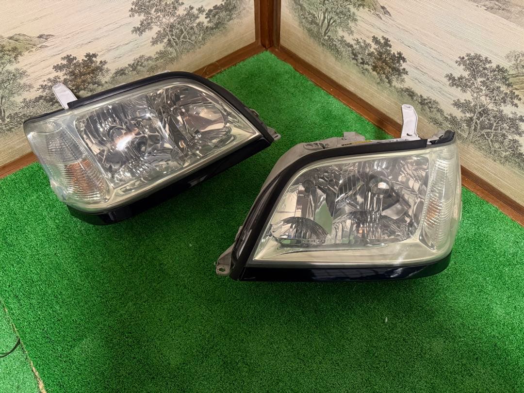 17 クラウン エステート ロイヤル 前期(JZS175) 純正 ヘッドライト