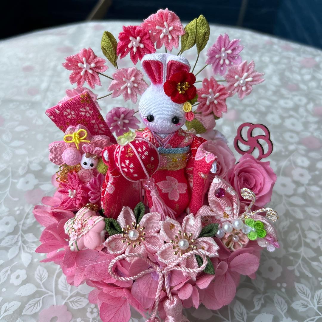 ハンドメイド❣️春いっぱいのアレンジ❣️さくら、お団子、蝶々、つめ細工❁⃘*.゜