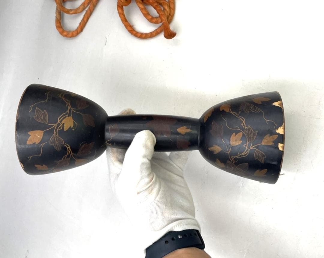 時代物 皮張り 小鼓 鼓 つづみ 和楽器 太鼓 打楽器 蒔絵 骨董 古玩 楽器