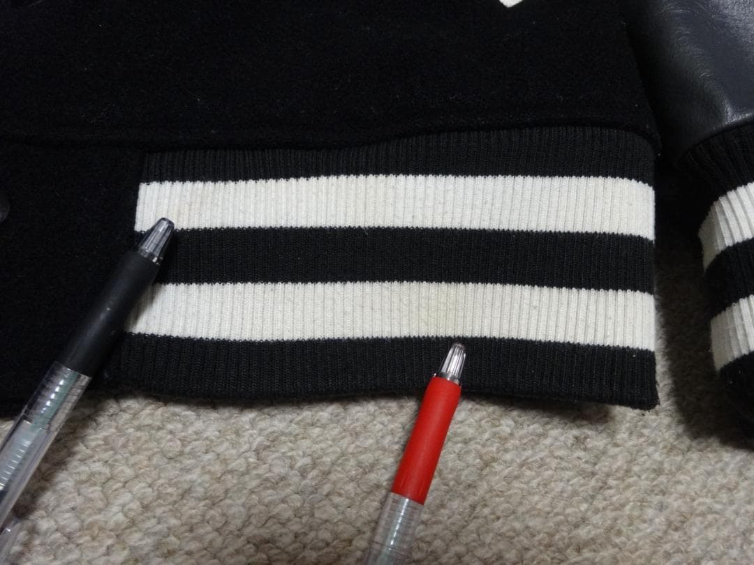 名作　エクストララージ　シカゴ・カブス　パロディー　スタジャン　黒　レザー　牛革