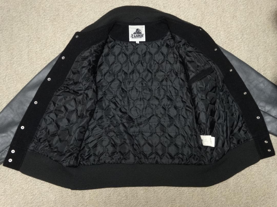 名作　エクストララージ　シカゴ・カブス　パロディー　スタジャン　黒　レザー　牛革