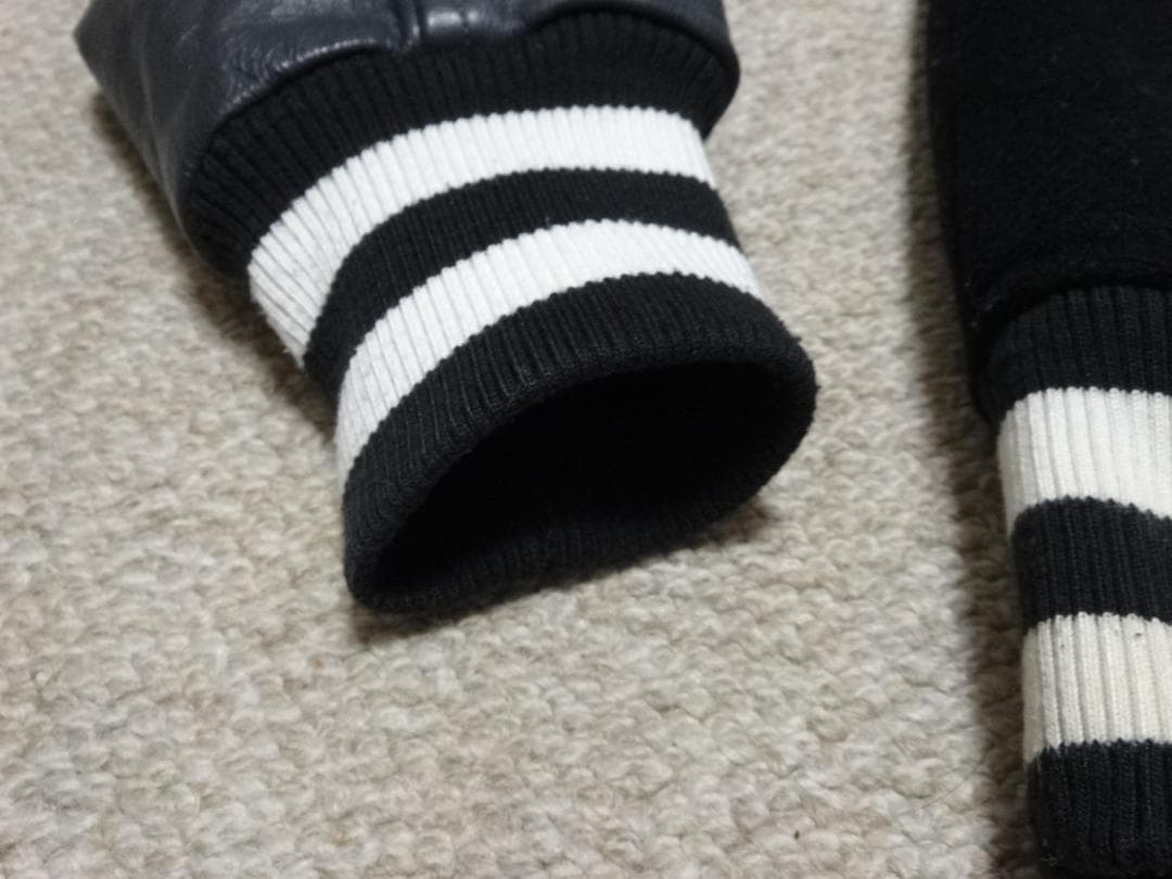 名作　エクストララージ　シカゴ・カブス　パロディー　スタジャン　黒　レザー　牛革