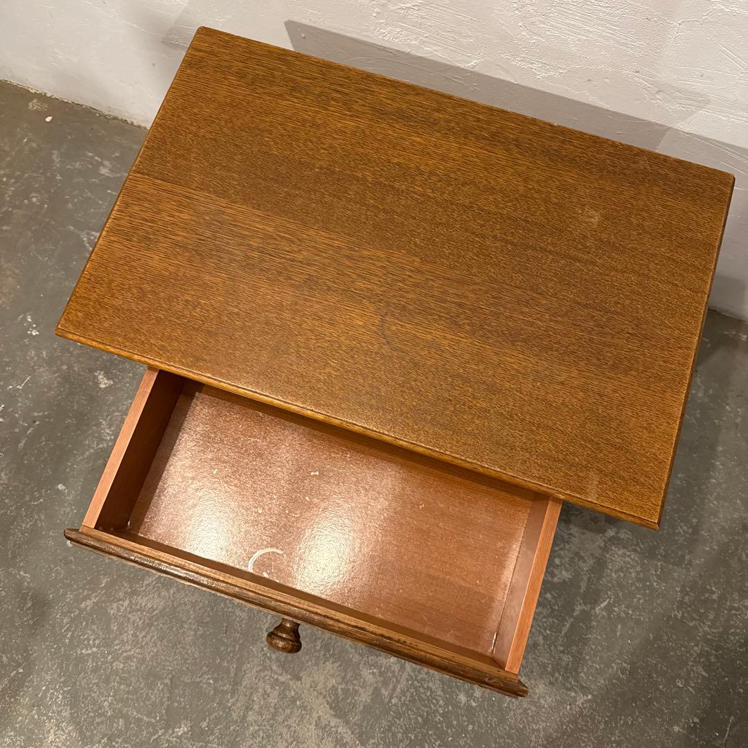 ヴィンテージ　木製サイドテーブル　引き出し付き　1