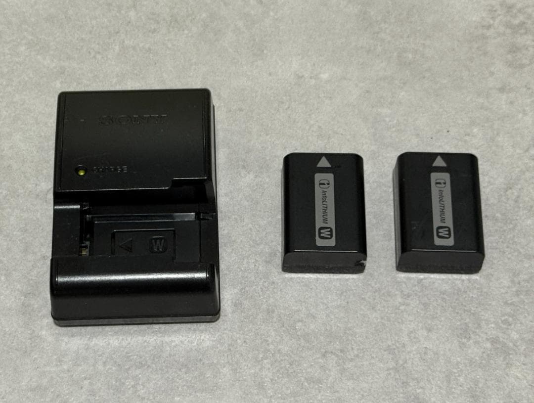 SONY α55 レンズキット ソニー SLT-A55V バッテリー２個付