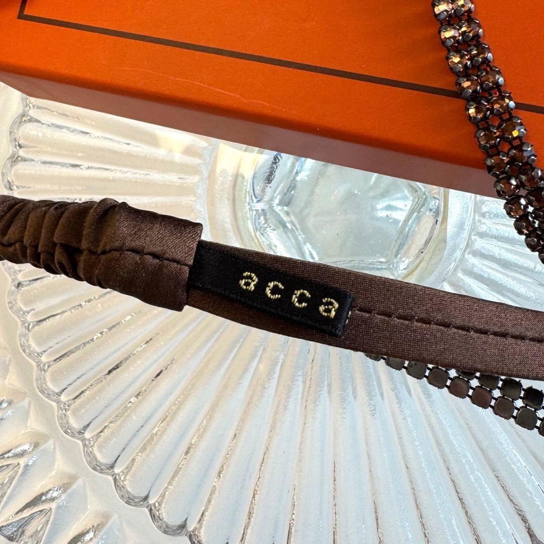 acca☆新品未使用☆ブラウン ビジューサテン ヘアバンド