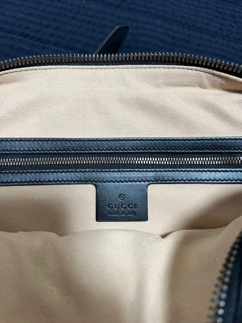 GUCCI ボディバッグ ブラック