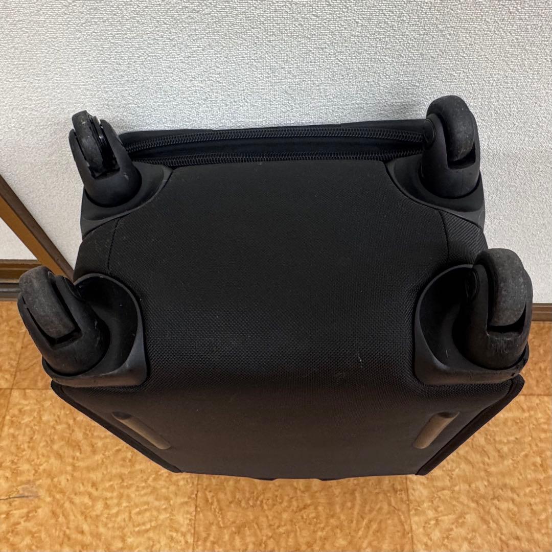 TUMI 22060DH 機内持込みOK4輪キャスター付きスーツケース　トランク