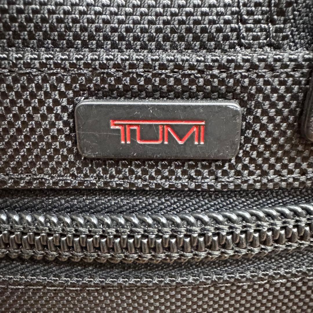 TUMI 22060DH 機内持込みOK4輪キャスター付きスーツケース　トランク