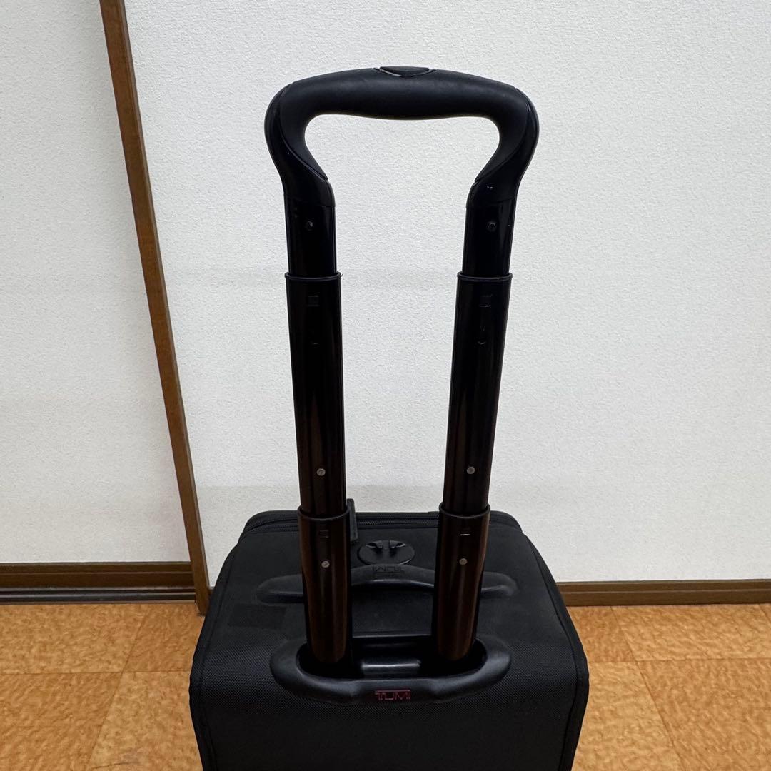 TUMI 22060DH 機内持込みOK4輪キャスター付きスーツケース　トランク