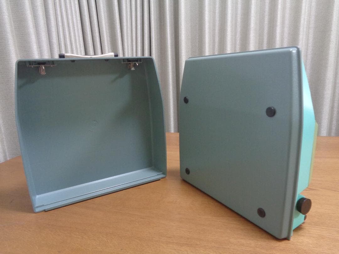 完動品　TRIUMPH TIPPAS　トライアンフタイプライター　パステルカラー