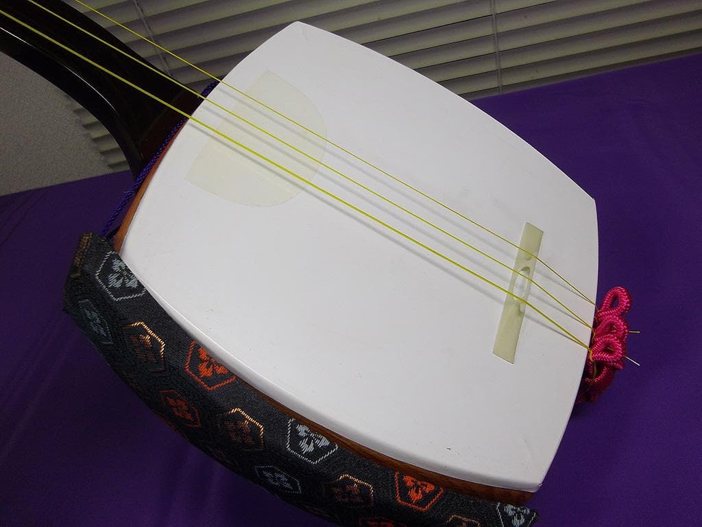 人工皮 三味線 プラスチック製 プラ竿　プラ胴 練習用　合成皮