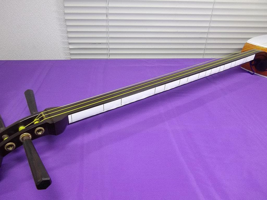 人工皮 三味線 プラスチック製 プラ竿　プラ胴 練習用　合成皮