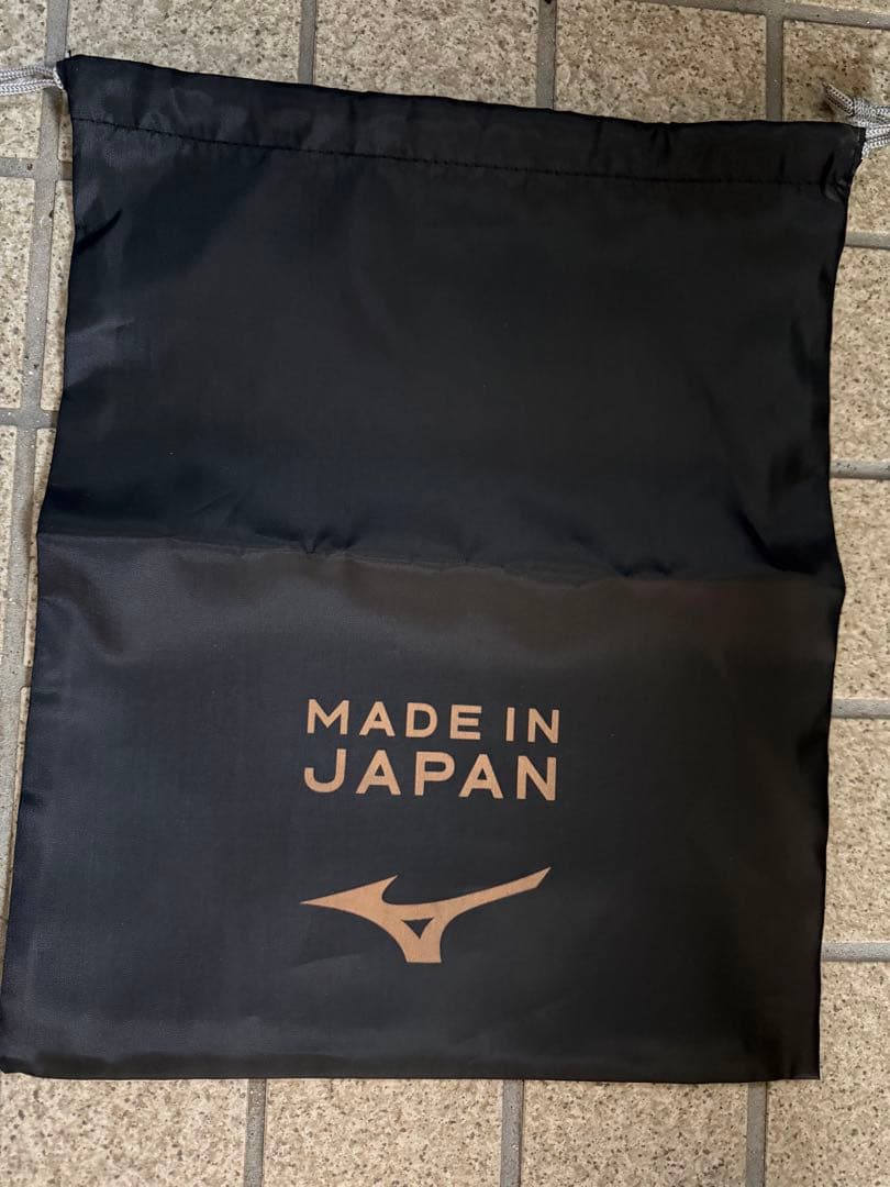 MIZUNO MORELIA II JAPAN ホワイト/ゴールド　25.5cm