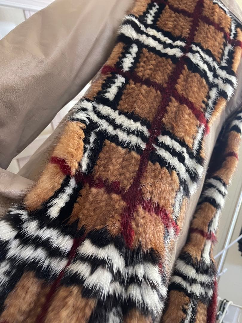 ⭐︎ ミンク　× チェック　新古　⭐︎ショール　　先端ラッフル系