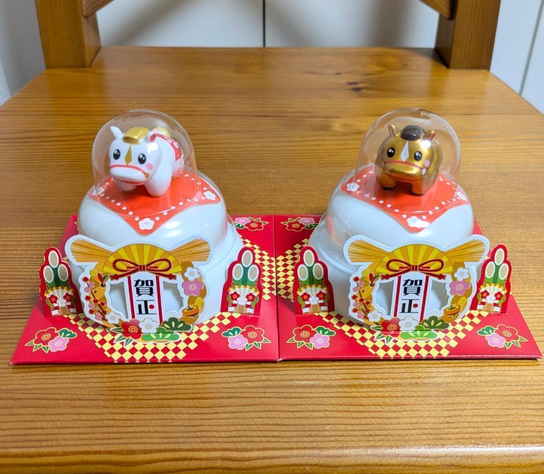 未開封 たいまつ食品 鏡餅 フィギュア付き 2個セット 金馬 白馬 - メルカリ