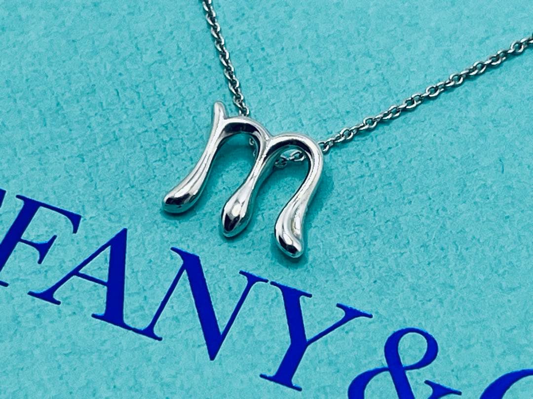 c750 希少 美品ティファニー アルファベット「m」イニシャル「M