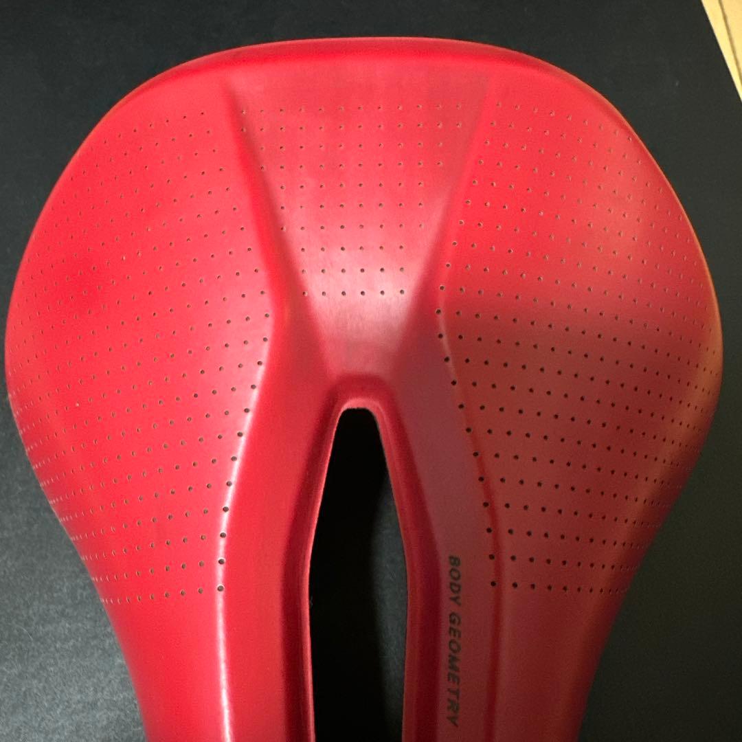 ひ*ん様 S-WORKS POWER ARC RED 155 カーボンサドル