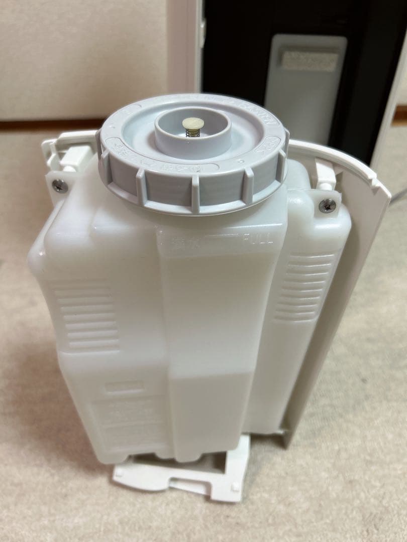 シャープ 空気清浄機 プラズマクラスター KI-NS50-W 2022年製