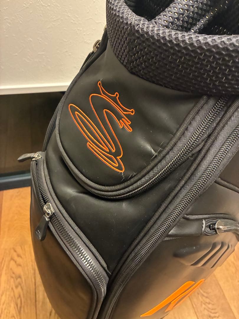 Cobra KING LTD キャディバッグ