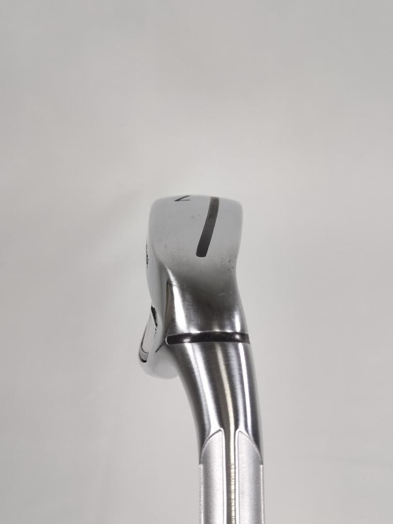 テーラーメイド⭐QIアイアン ７番 28° N.S.PRO910GH　【S】