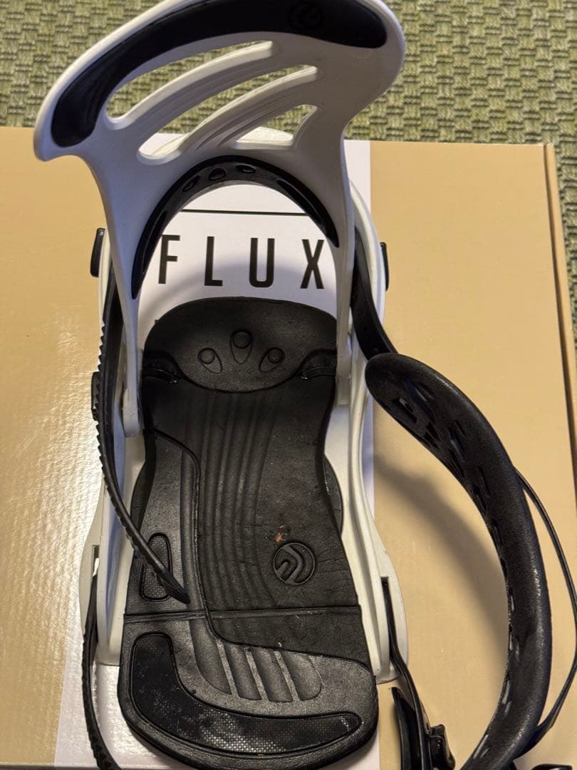 FLUX DS 16-17 Mサイズ