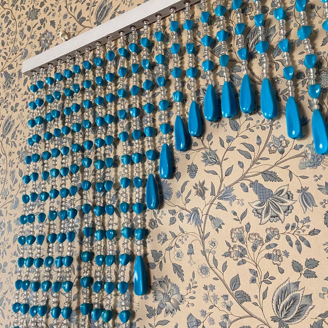 昭和レトロ ビーズのれん 当時物 レトロポップ ブルー - メルカリ