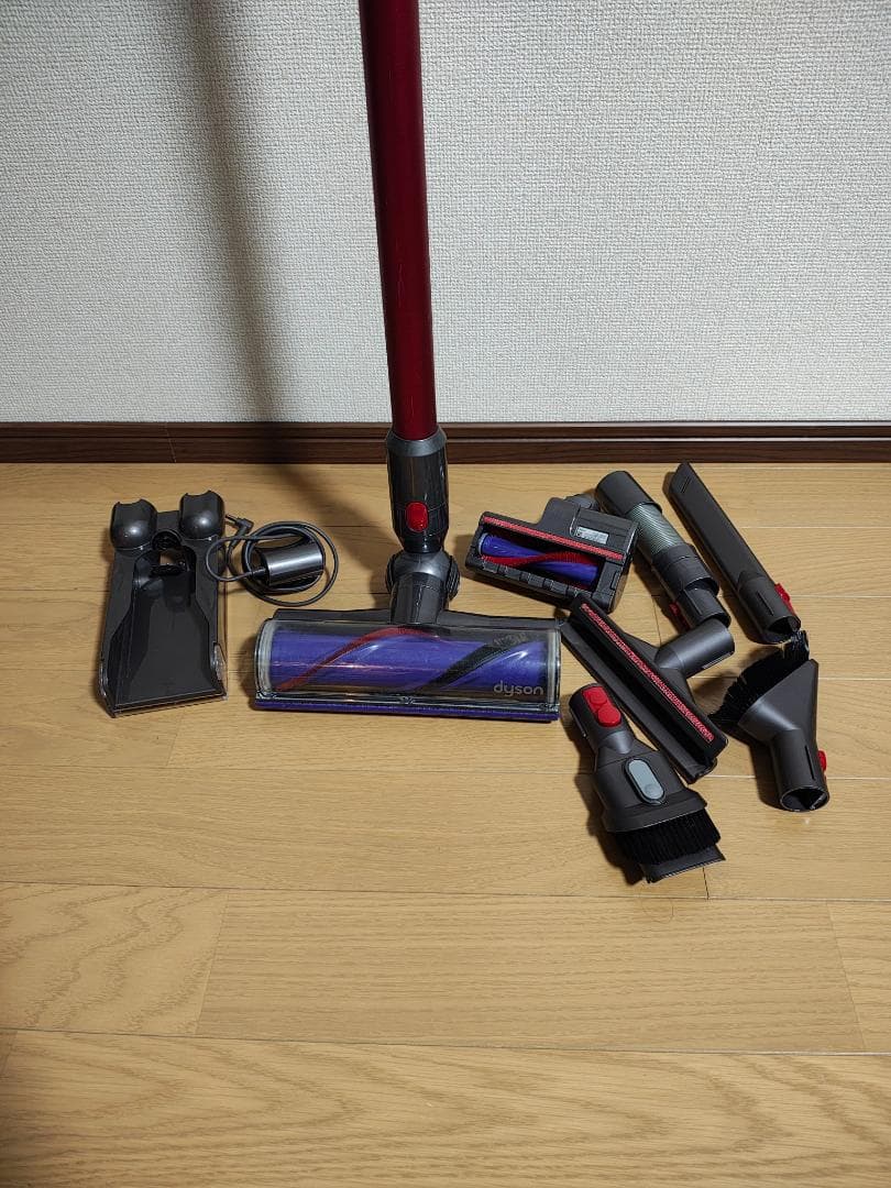ダイソン★コードレス掃除機★V10★ＳV12★バッテリー新品と大差なし★3