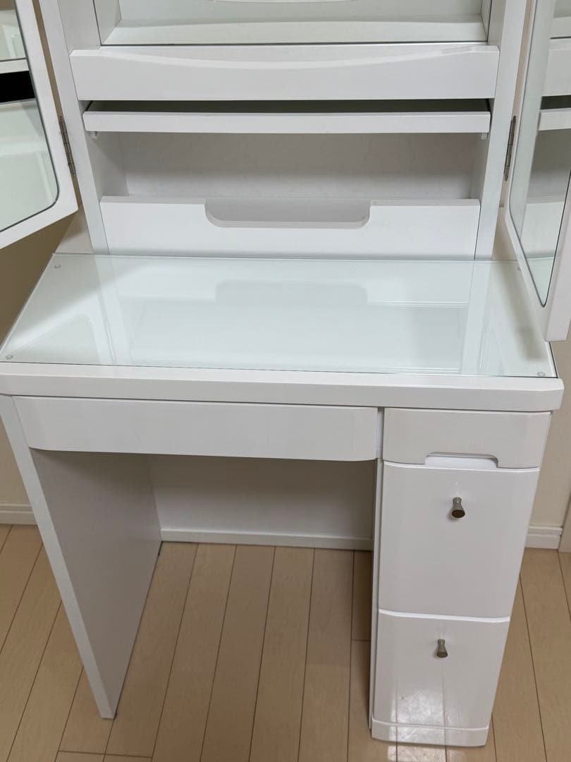 NITORI ホワイトドレッサー・鏡台 三面鏡 椅子別売り - メルカリ