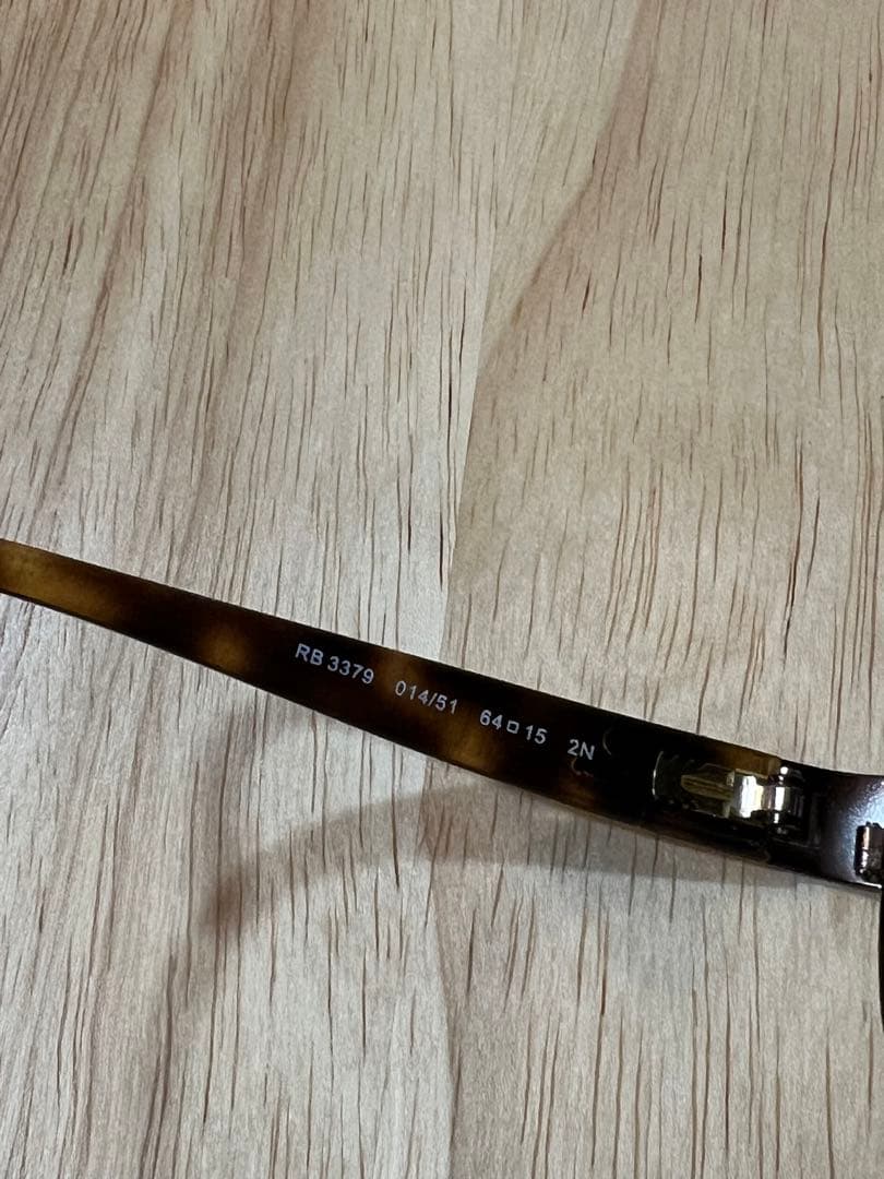 Ray-Ban サングラス べっ甲　RB3379