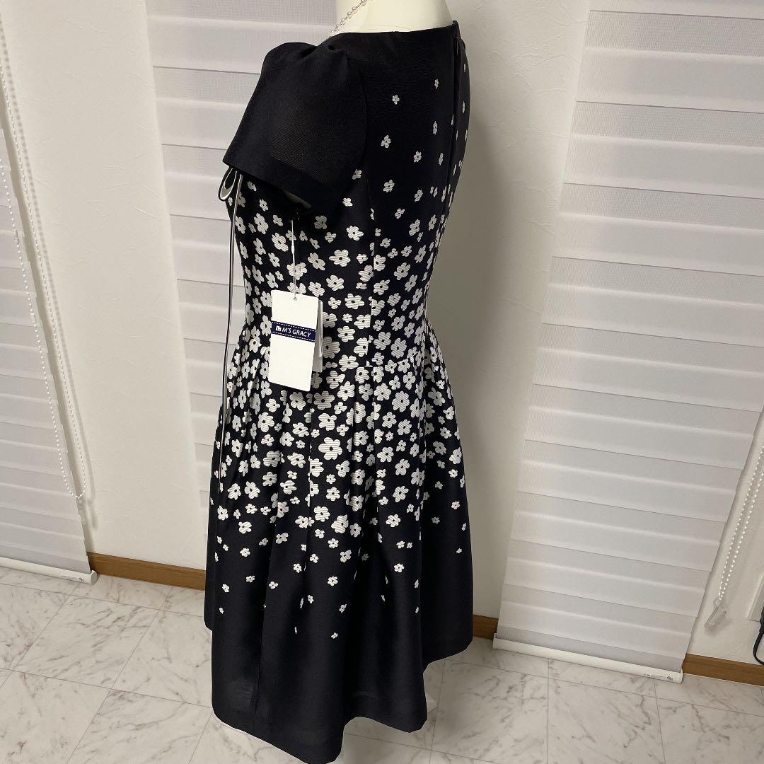 今季物ワンピースこちら早い者勝ちです。