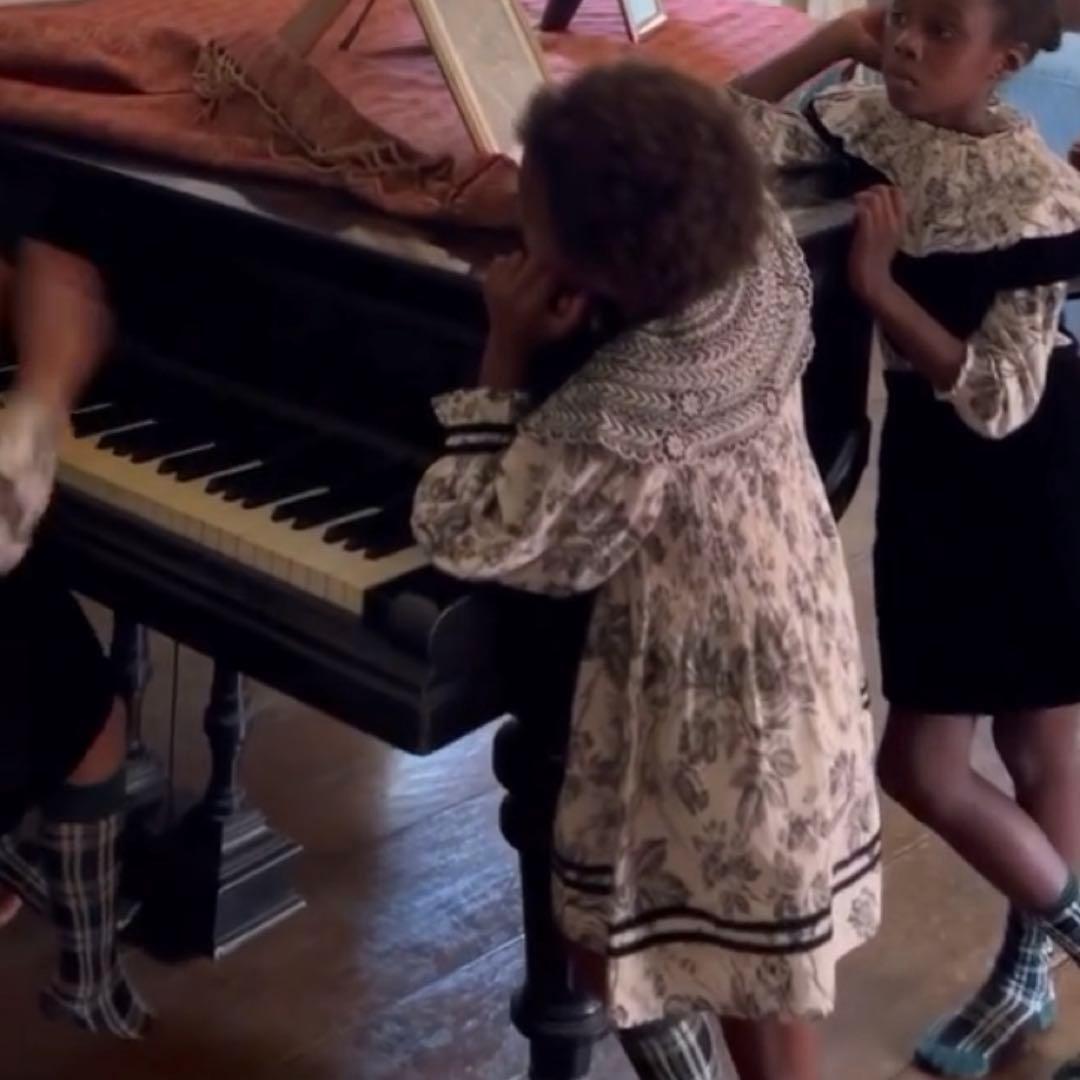 Bonjour diary 刺繍襟チュニックワンピース 6y