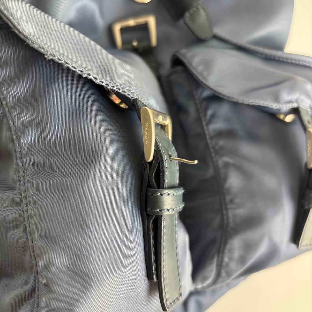 美品 PRADA プラダ リュック 三角ロゴプレート ナイロン レザー ブルー