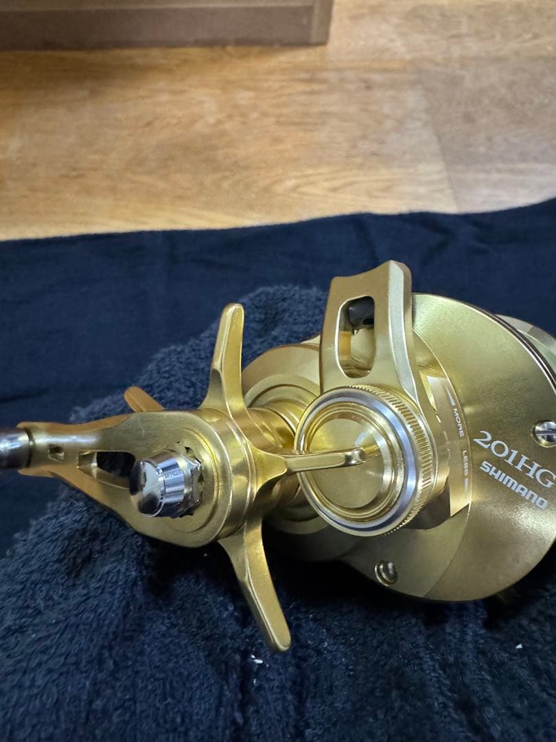 23オシアコンクエスト201HG(左)極上品