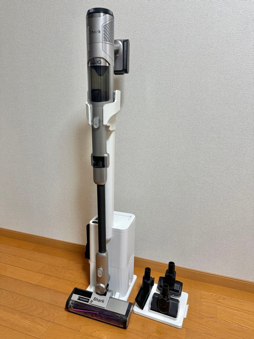 Shark 掃除機　CLEAN SENSE IQ IW3241JSL 動作保証