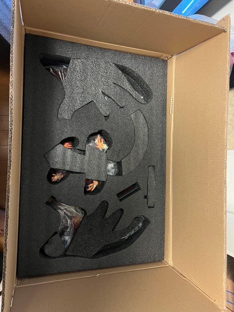 モンスターハンター 紅龍ミラボレアス（ミラバルカン） スタチュー