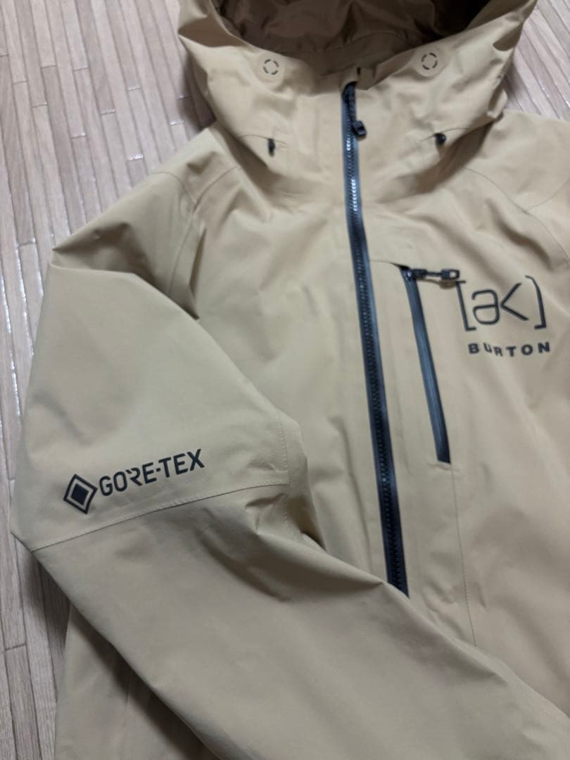Burton [ak] GORE-TEX スノーボードジャケット ベージュ
