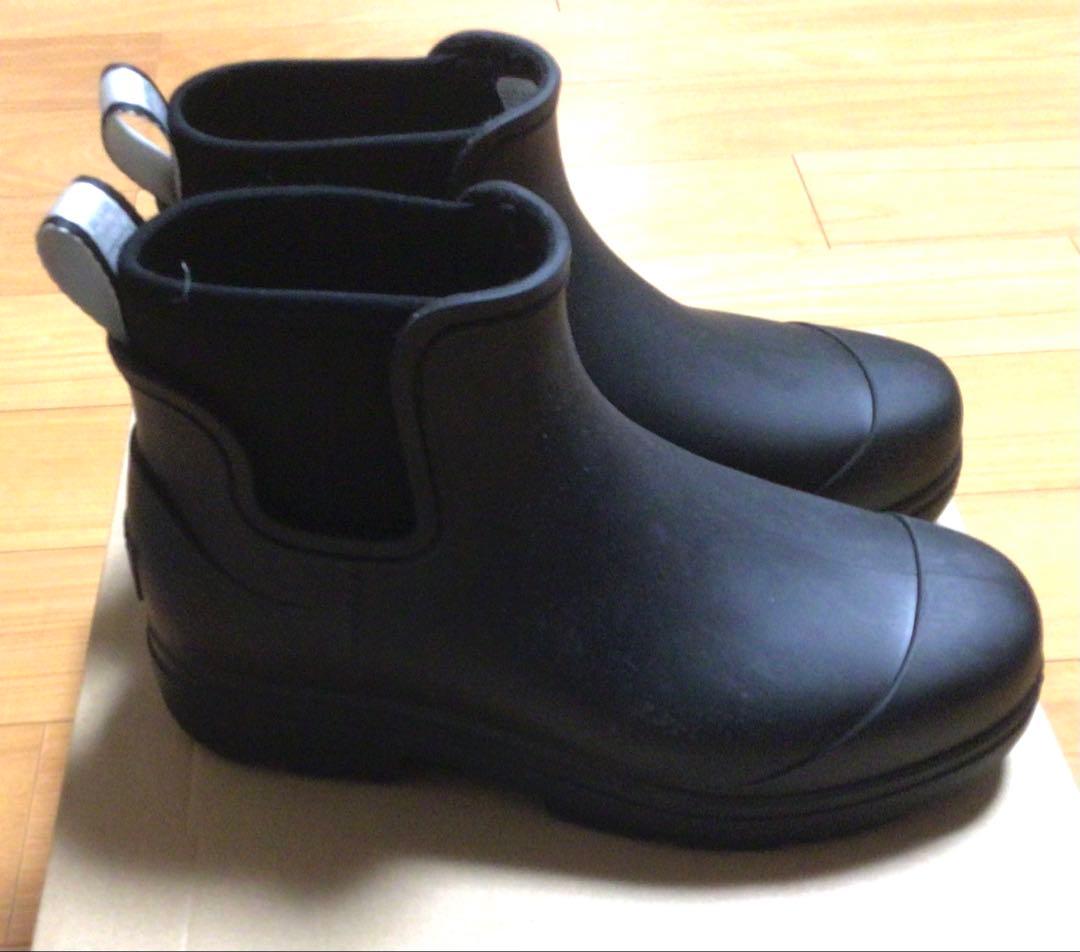 UGG ブラック レインサイドゴアショートブーツ 23cm