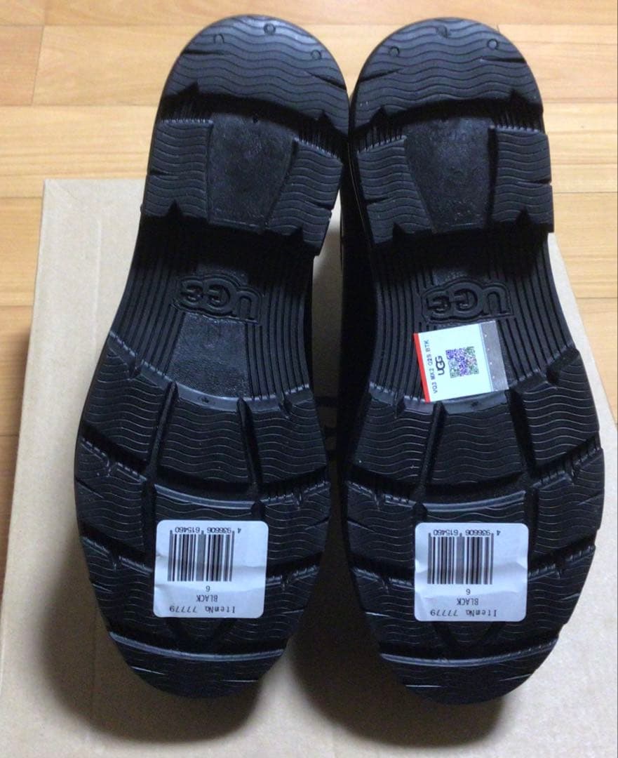 UGG ブラック レインサイドゴアショートブーツ 23cm