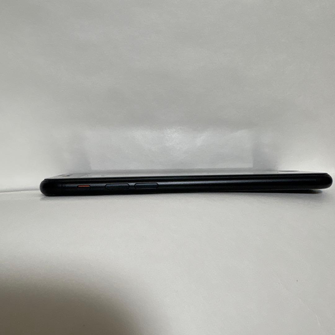 K*n様 Apple iPhoneSE2 128GBブラック　本体のみ　SIMフ